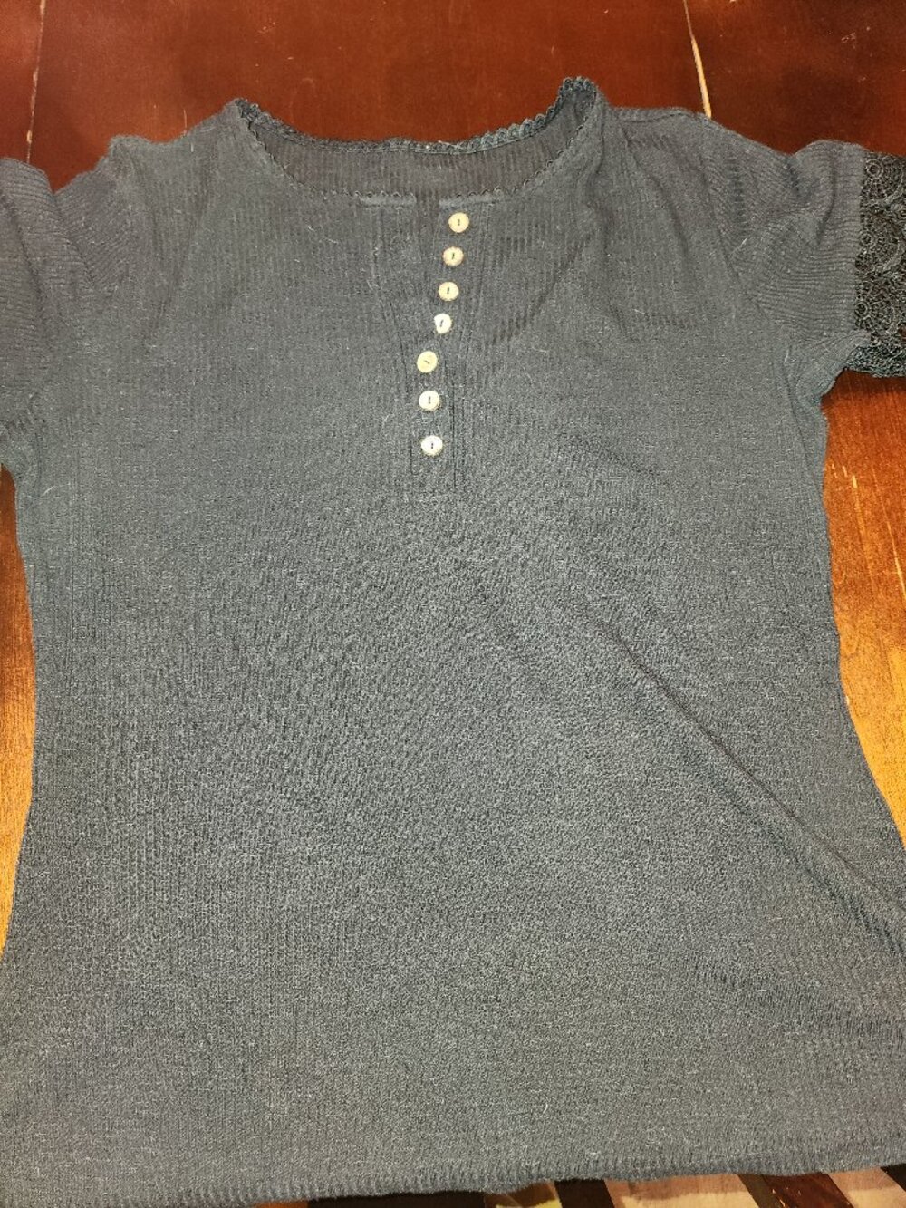 Black tee